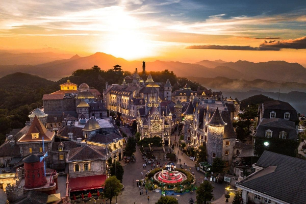 5D4N Exquisite Da Nang / Hue/ Hoi An / Ba Na Hill Tour - photo 4